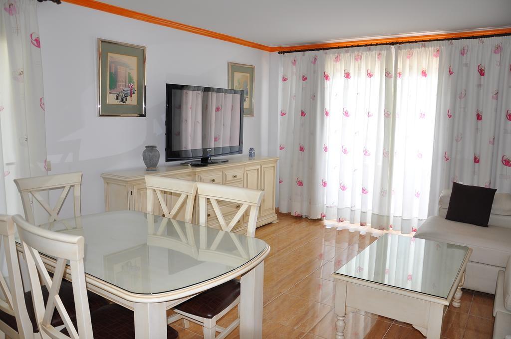 Eden Roc II Daire Marbella Oda fotoğraf